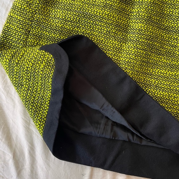 Stylish Green and Black Women's Skirt - Picture 12 of 15